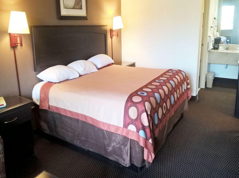 Rodeway Inn Richland Екстериор снимка